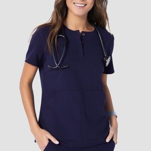 NVY Figs Kasane Popover scrub top! XXS